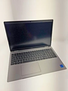 Dell Latitude 5520 i5-1145G7 16GB RAM 256GB SSD 1.5GHz Windows 11 Laptop - Picture 1 of 2