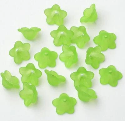 50 FROSTED LUCITE ACRYLIC FLOWER  BEADS 13mm GREEN TOP QUALITY LUC49 - Image 1 of 2