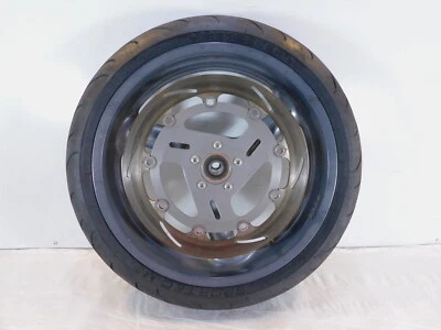 Llanta y neumático fundido Buell M2 Cyclone 2000 con rotor de disco de freno Foto 1 de 4