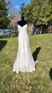 wedding dress size 10 color ivory designer Maggie Sottero - Picture 1 of 24