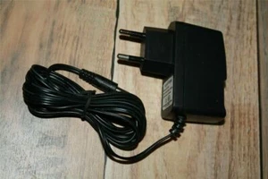 Trafo Netzteil Ladegerät DC 12V 1000 mA 1A Charger Hohlstecker 12 Volt V A W - Bild 1 von 1