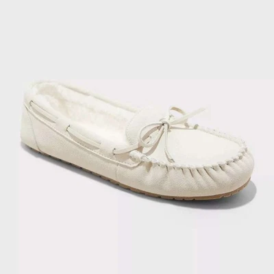 Women's Auden Bria Moccasin Slippers Cream Size 6 New With Tags - Image 1 of 4