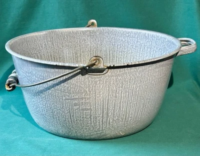 Gray Mottled Graniteware Pail Wash Basin Pot w Bail & Single Handle Speckled Vtg - Image 1 of 4