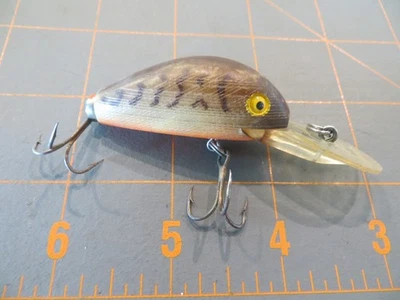 Vintage Rebel Humpy Crankbait - Brown Craw Orange Belly - 2 3/4 inch - Image 1 of 4