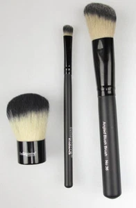 Lot of 3 Bellapierre Bella Pierre Cosmetics *Kabuki , Angled & Eye shadow Brush - Picture 1 of 6