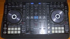 Pioneer DJ DDJ-RX Performance DJ Controller 4-Channel - Picture 1 of 4