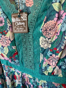 NWT MATILDA JANE XS BLOUSE GREEN LACE FLORAL WINTER COLLECTION DESIGNER BOUTIQUE - Picture 1 of 4