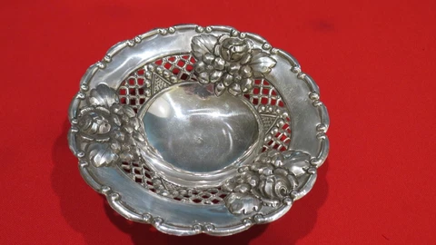 STERLING SILVER GREEK XEIPOE 925  5 7/8" REPOUSSE  BOWL IN ROCOCO STYLE NM Cover