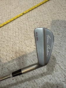 CLEVELAND TOUR ACTION REG. 588 2 IRON TRUE TEMPER H.E.T. REGULAR FLEX RH - Picture 1 of 10