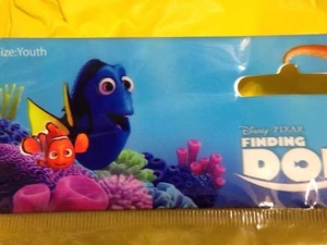 Disney Finding Dory Raincoat Youth Size New in Packaging "Dory and Nemo" - Picture 1 of 2