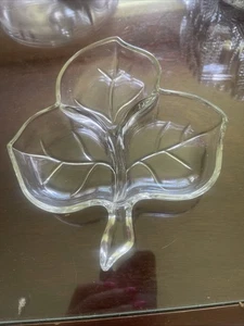 Blattform Geteilt Bonboniere Glas Tischplatte Süßigkeiten Nuss Münzhalter 6,5" Servierer - Bild 1 von 3