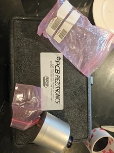 PCB Piezotronics 353B51 Alta Sensibilidad Cuarzo Cizalla ICP Acelerómetro - Imagen 1 de 6