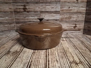Vintage Le Creuset Cassadou #27 Brown Round Cast Iron Deep Skillet with Lid  10" - Picture 1 of 15