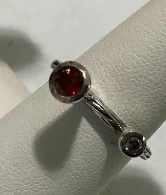 Sterling Silver with Red And Clear Crystals Ring (140) Size 7 - Image 1 of 3