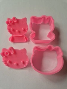 4 Pieces Super Cute - HELLO KITTY - Cookie Cutter Set - PINK - Picture 1 of 4