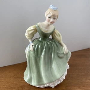 Royal Doulton China Figurine - Fair Maiden HN2211 Figurine 1966 - Picture 1 of 14