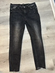 Judy Blue Jeans Women’s 13/31 Black Skinny Fit Denim Mid Rise Stretch Raw Hem - Picture 1 of 14