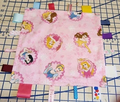 Disney Princesa Rosa Franela Cinta Manta de Seguridad Bebé 12" x 12" Belle NUEVO Foto 1 de 2