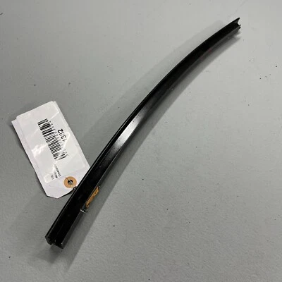 BMW 340i F30 F32 2016-2018 pasajero trasero derecho puerta exterior ventana guía de cristal Foto 1 de 4