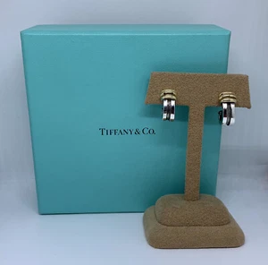 TIFFANY & CO. ATLAS HALF HOOP HUGGIE EARRINGS STERLING SILVER 14 KT YELLOW GOLD - Picture 1 of 6
