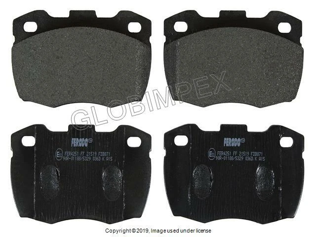 LAND ROVER DEFENDER 110 90 (1993-1997) Brake Pad Set FRONT FERODO + WARRANTY - Image 1 of 1