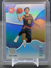 2018-19 Panini Status Blue Parallel #192 Trae Young Rookie Card