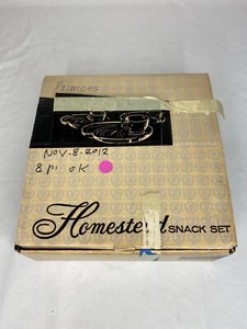 Vintage Federal Glass Hospitality Snack Set Homestead Pattern with Original Box - Picture 1 of 2