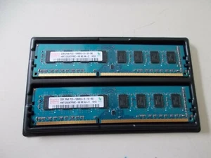 2 x 2 GB DDR3-RAM 240-pin 2Rx8 PC3-10600U,HMT125U6TFR8C-H9 N0 Aa-C , # Su- 271 - Picture 1 of 2
