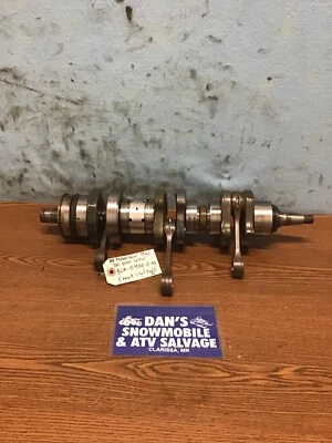 Cigüeñal # 8CH-11400-11-00 Yamaha 2000 Mountain Max 700 moto de nieve Foto 1 de 4