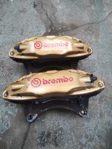 SUBARU IMPREZA STI 01-07 FRONT BREMBO CALIPERS NEWAGE GOLD - Picture 1 of 8