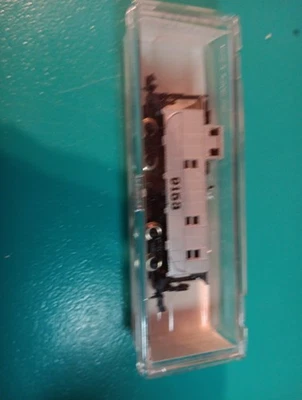 N Model Power 3395 Refrigerator N Freight Car #9153 New - Image 1 of 3