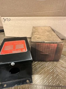 BELLOWS-VALVAIR T12232 CONTROL TRANSFORMER. NEW OLD STOCK. KINDA RUSTED. - Picture 1 of 14