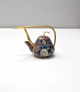 Chinese Chinese Red Butterfly Cloisonné Teapot - Picture 1 of 6