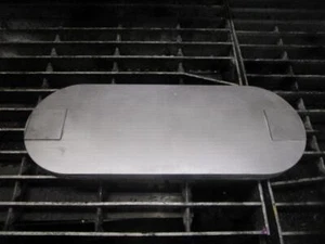 Genuine 1998 1999 2000 2001 2002 2003 Isuzu NPR 4HE1 Diesel Engine Oil Cooler - Picture 1 of 5