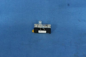 Portafusibles montado en riel SYE SF-110 / SF-IIIA - Imagen 1 de 2
