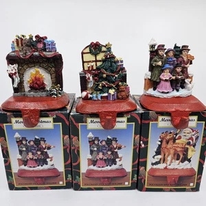 Vintage Cristmas Cast Iron Base Stocking Holder Carolers Fireplace Xmas Tree Lot - Picture 1 of 7
