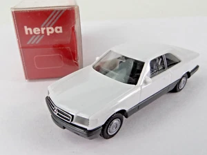 Herpa 2054 Mercedes-Benz 560 SEC, weiss, HO, 1:87 - Picture 1 of 7