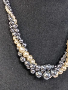 Vintage RMN Designer signierte Acryl Perlen 3 dreifach Strang abgestufte Halskette 18" - Bild 1 von 4