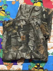 Vintage Carhartt B158 CMO Realtree Hardwoods Camo Carpenter Pant 34x30 RARE SIZE - Picture 1 of 7