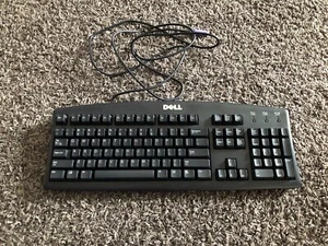 Dell SK-8110 7N242 Wired Keyboard Black PS/2 Vintage Games - Picture 1 of 2