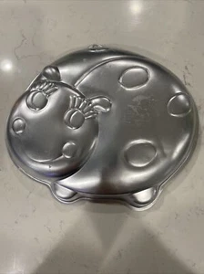 WILTON CAKE PAN #502-3754 LADY BUG Vintage 2005 - Picture 1 of 2