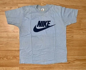 Vintage 1982 Nike Logo Carolina Blue Navy T-Shirt Large tee unc running - Picture 1 of 3
