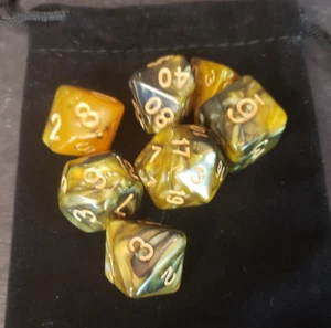 7 polyhedral dice set - Yellow Swirl with Gold Numbers - Picture 1 of 3