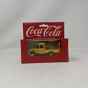 LLEDO - DAYS GONE - DG26002b CHEVROLET BOTTLE DELIVERY VEHICLE - COCA-COLA - MIB - Picture 1 of 6