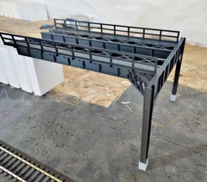 HO Scale New York City Style Elevated Subway Add-on Section - Picture 1 of 3