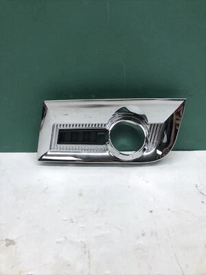 2010-2015 GMC 地形右前保险杠雾灯成型乘客侧 — 第 1/4 张图片