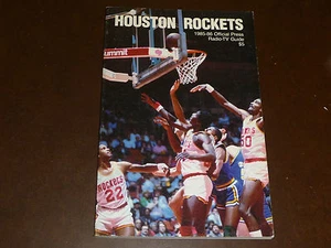 1985 1986 HOUSTON ROCKETS NBA BASKETBALL MEDIA GUIDE EX-MINT - Picture 1 of 1