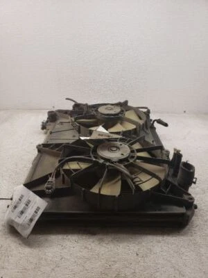 Двигатель вентилятора радиатора Lexus RX300 с радиатором 16 мм 1999-2003 от оригинального производителя - Изображение 1 из 4