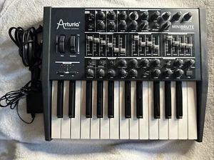 Arturia Minibrute - Foto 1 di 4