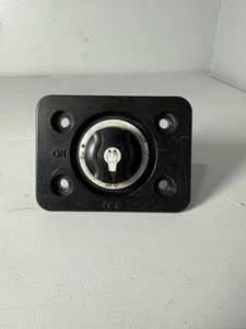 OEM Original Freightliner Littelfuse Cut Off Switch A06-88420-000 7520 - Picture 1 of 4